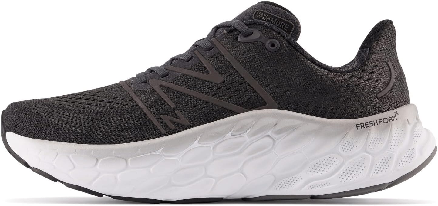 ランニングシューズ Fresh Foam X More v4 