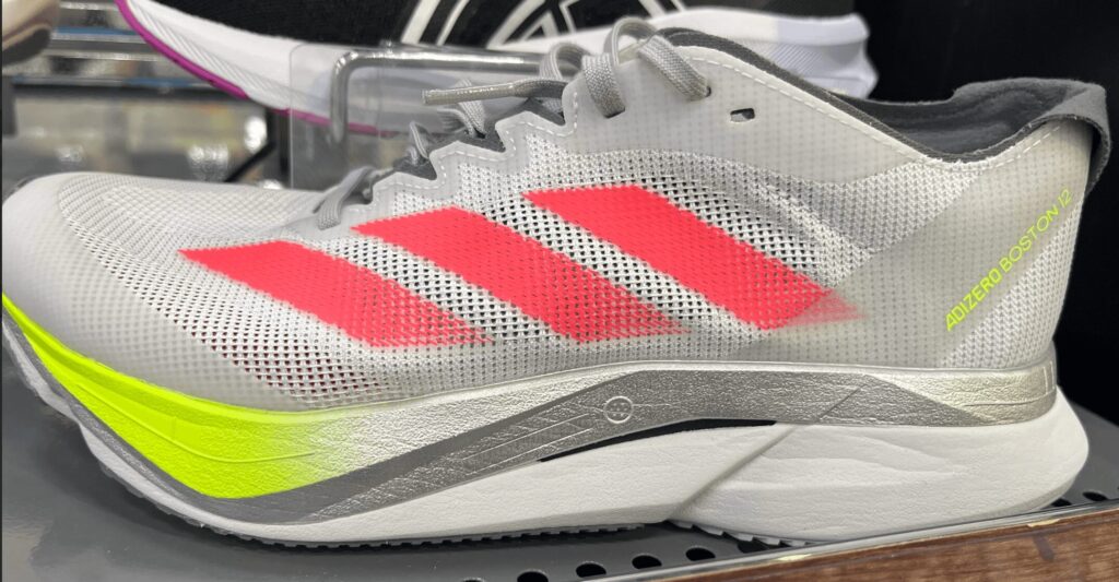 アディゼロボストン